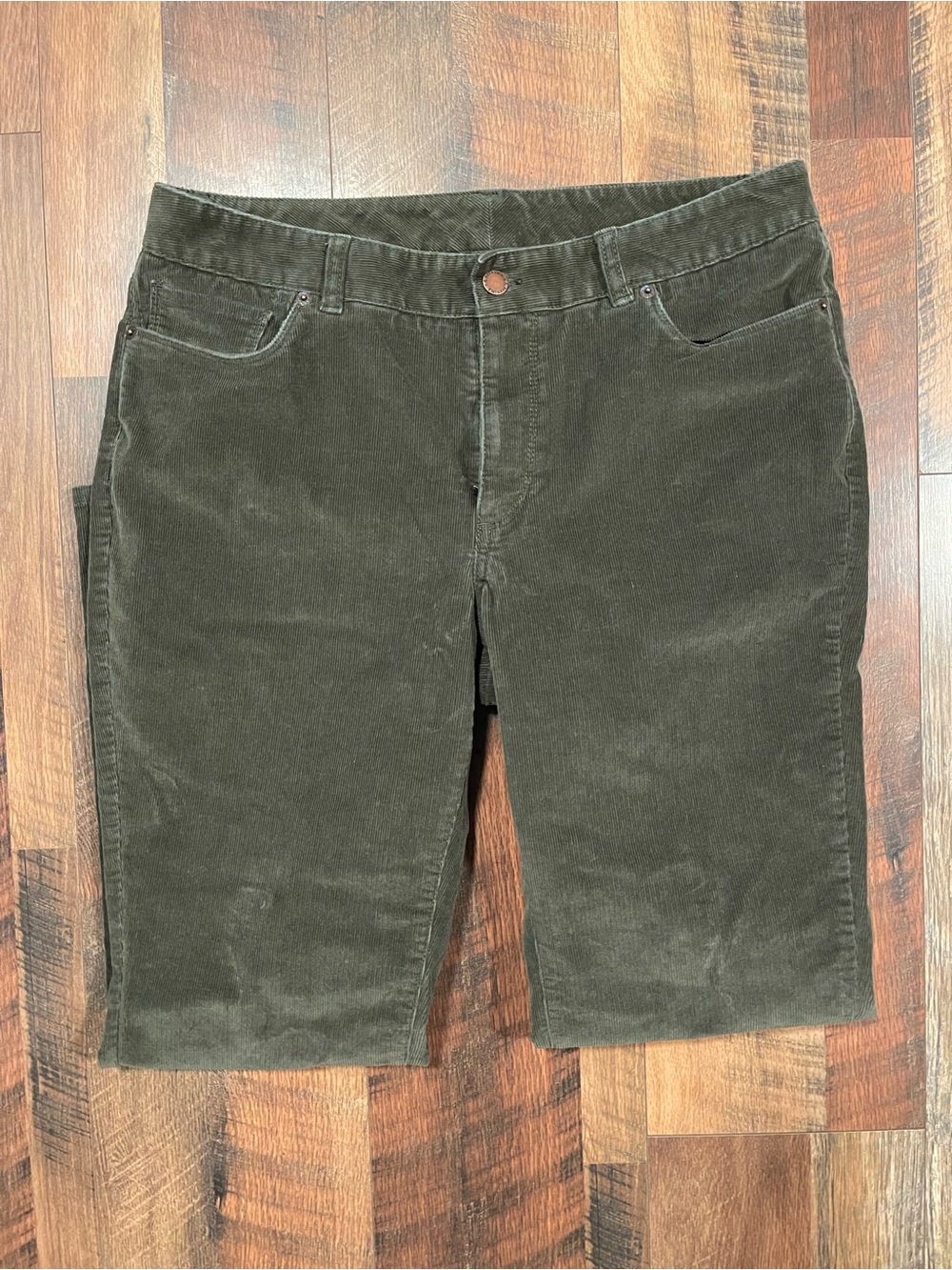 L.L. Bean Men’s Corduroy Shorts in Olive